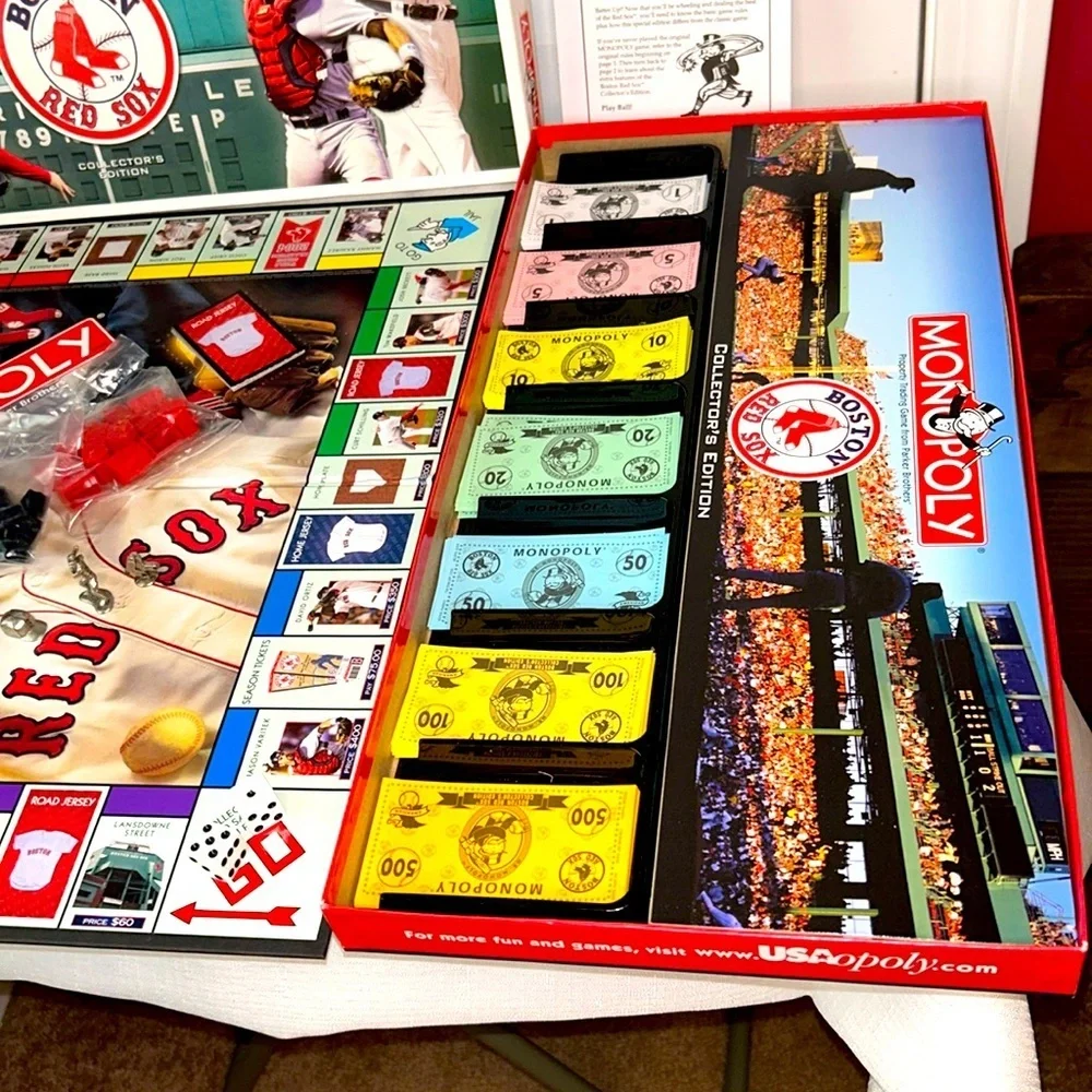 MONOPOLY Boston Red Sox 2004 World Series Champions, Plus Bonus Pewter Token ⚾️